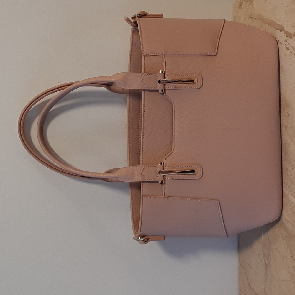 Beautiful pale pink purse